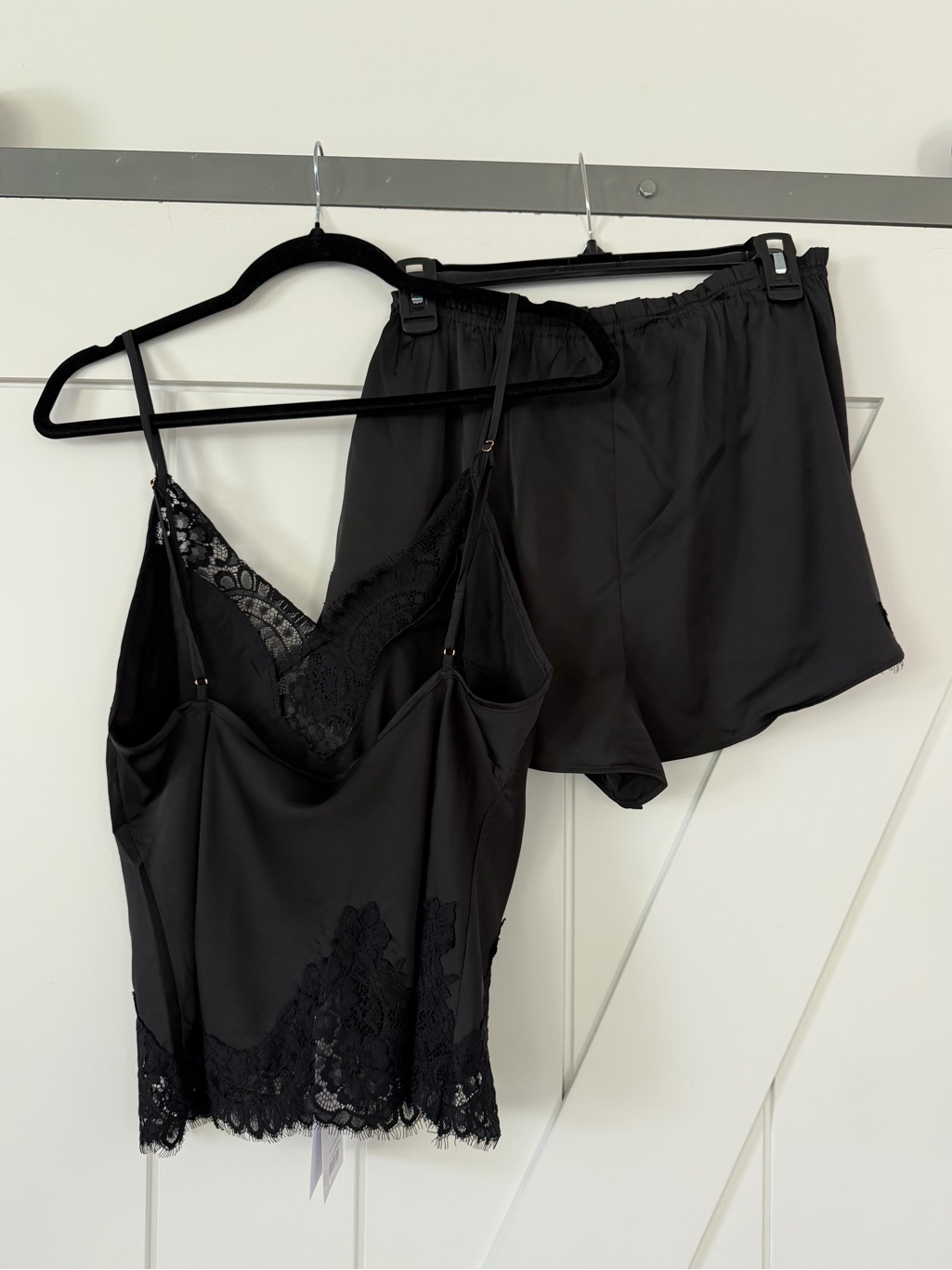 Homebodii Sian Black Cami Top And Shorts Set — image 5 of 8
